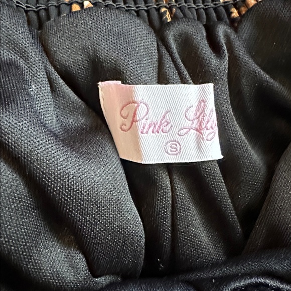 Pink Lily Black and Brown Floral Mini Skort. Like new. - Picture 3 of 3